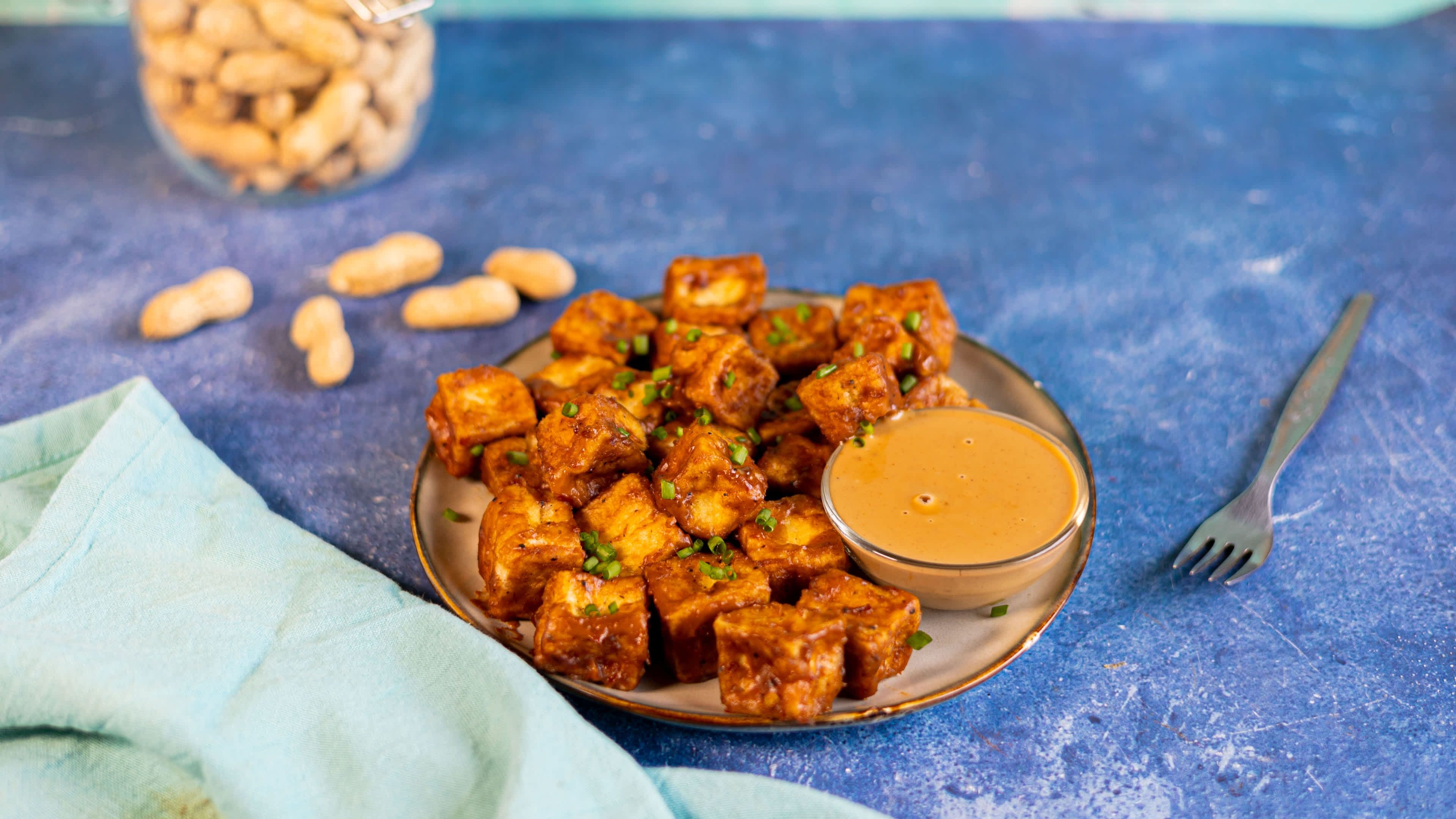 Pan-Fried Tofu with Spicy Peanut Sauce